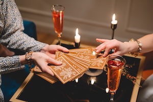 Astrologie et voyance: ne pas confondre